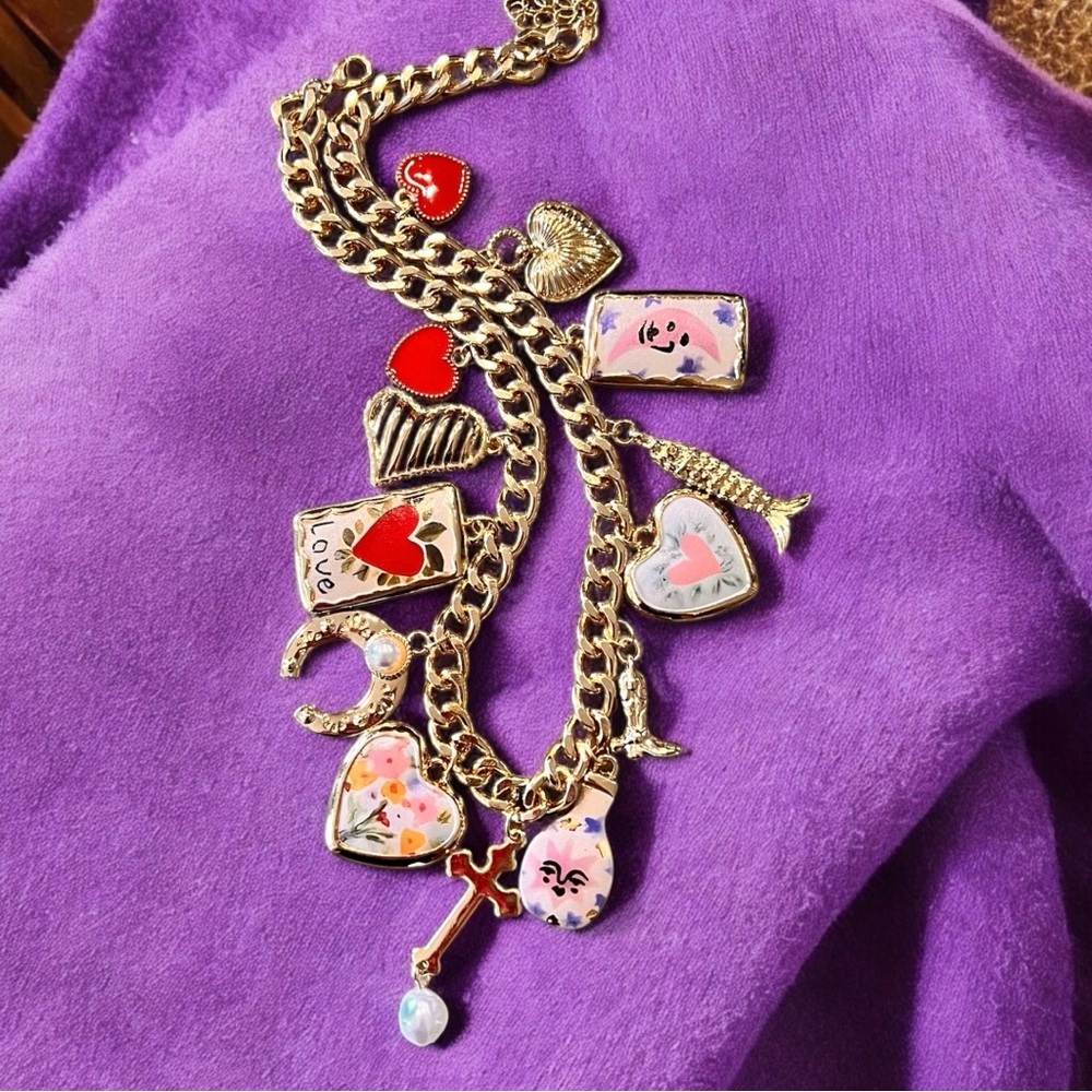 Gold toned chunky charm necklace with Heart and Love Accents - Picture 11 of 17